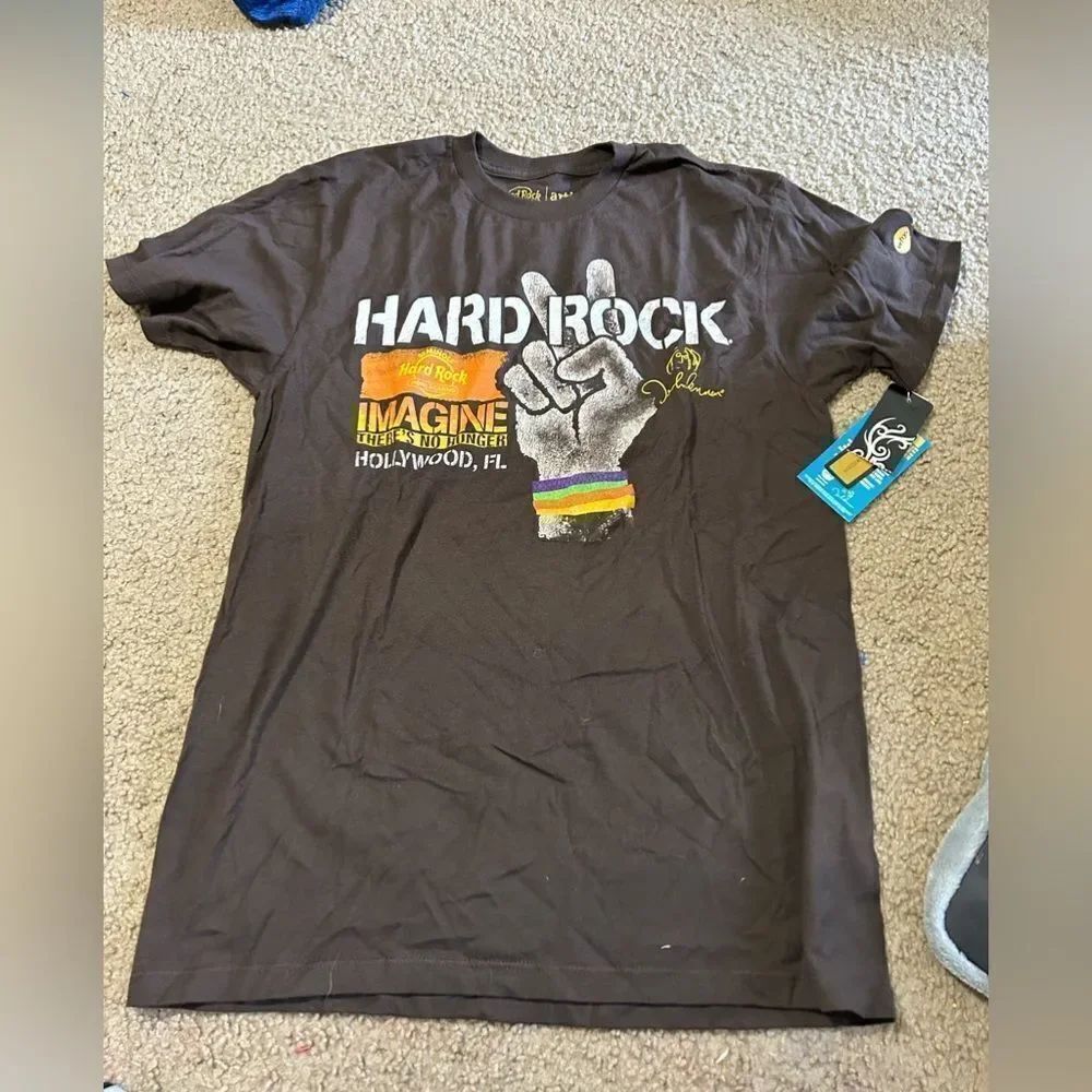 Hard Rock Cafe Tshirt NWT